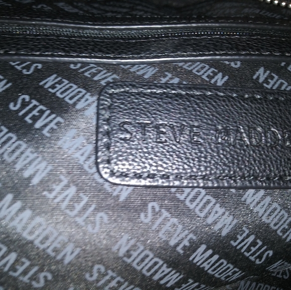 Back pack - Picture 2 of 3